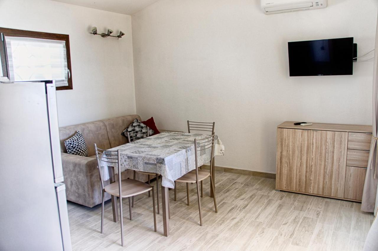 Aquilone Badesi Exterior foto
